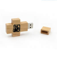 B1056 十字架木質USB