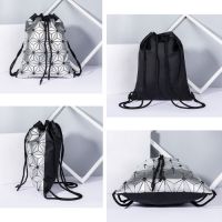 A0811-01 菱形格束口袋